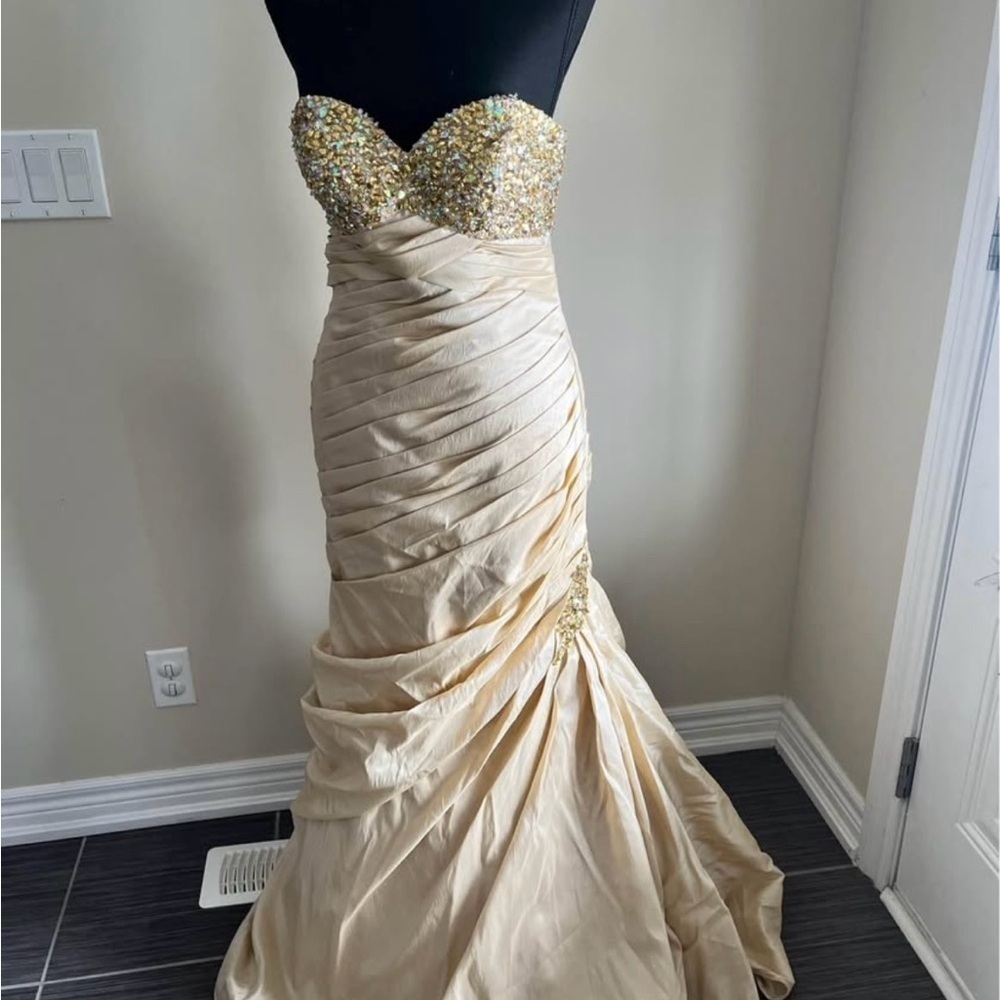 Elegant Strapless Gown with Gold Embellishments